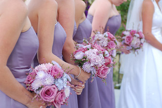 4 Steps Every Good Bridesmaid Takes