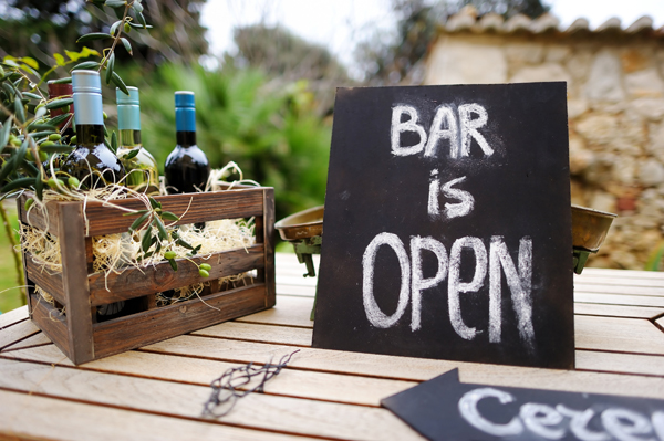 Wine and Weddings: How to Save Money on Your Open Bar